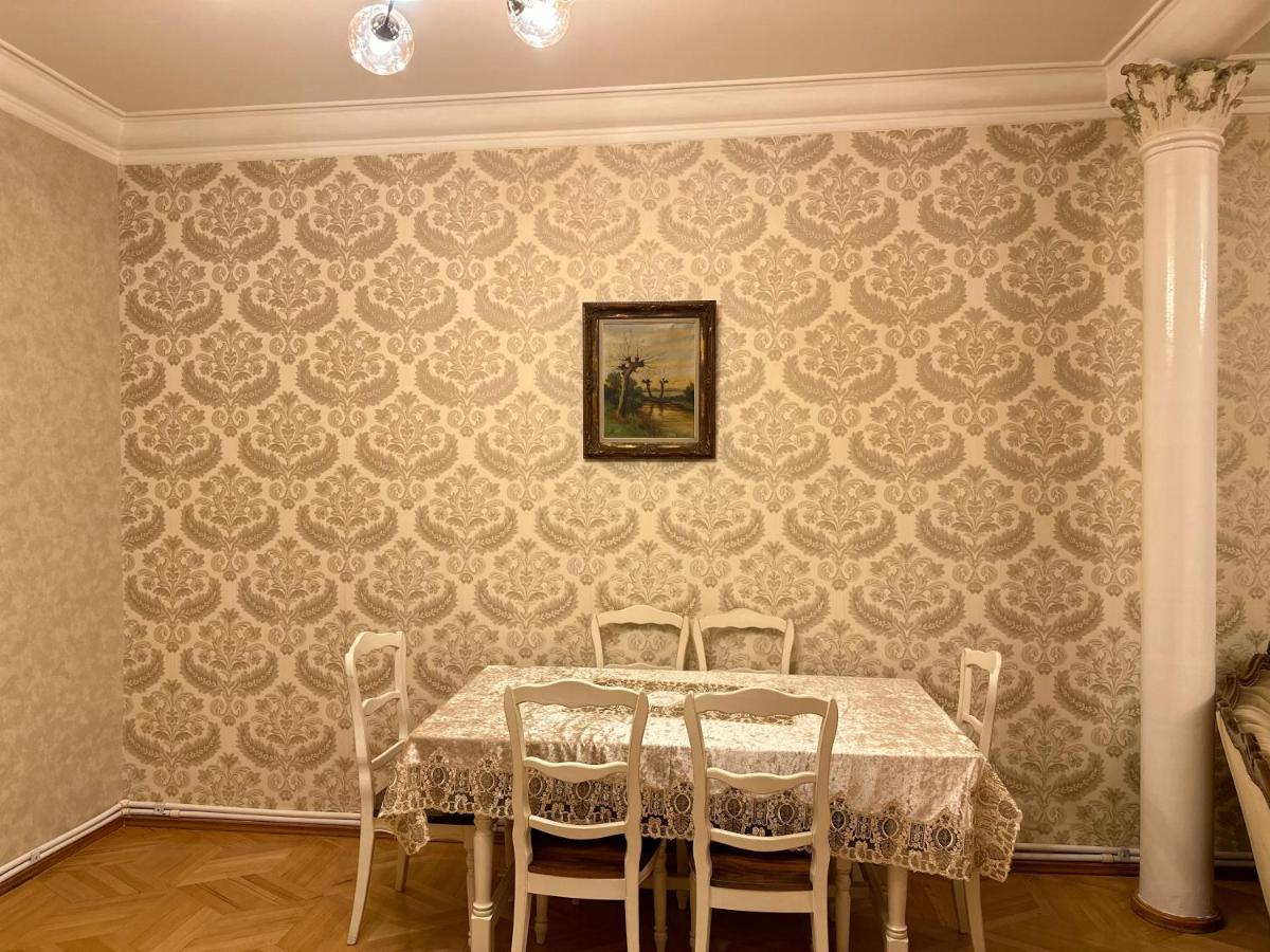 4 Bedroom Suite Apartment Ln Tbilisi City Exterior photo
